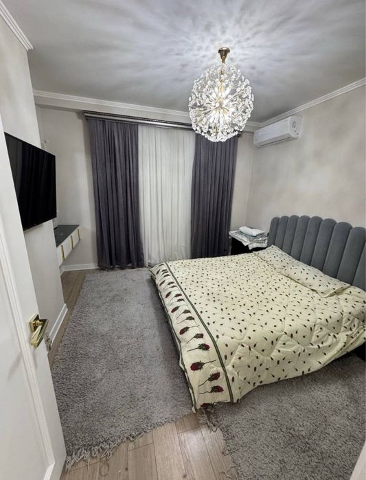 СРОЧНО АРЕНДА! 2-ком квартиры с хорошим новым ремонтом,ор-р метрой БИЙ