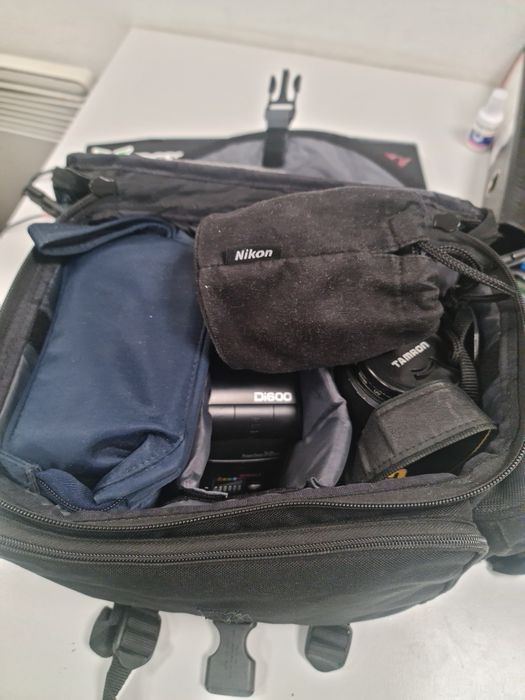 Aparat foto Nikon d7000 cu obiective