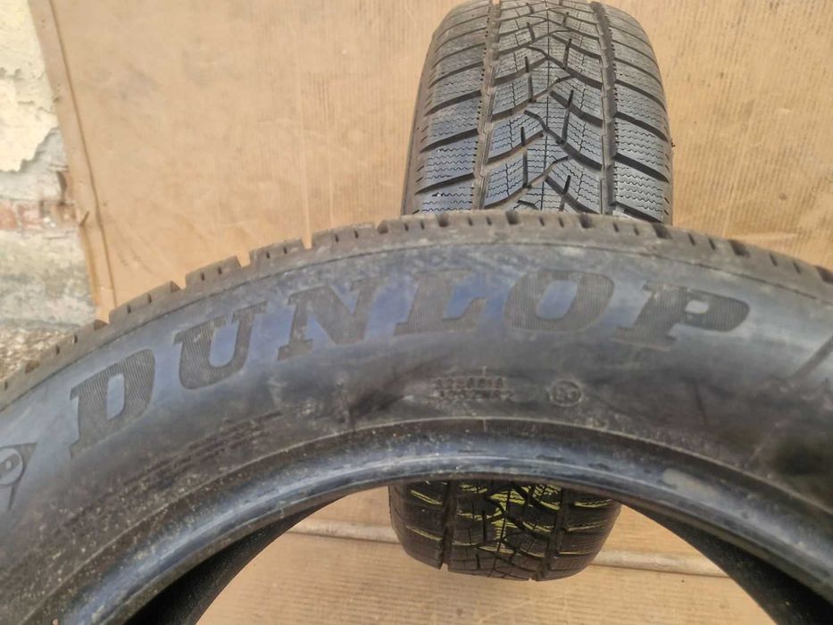 2 Dunlop R17 215/60
Зимни гуми 
DOT3923