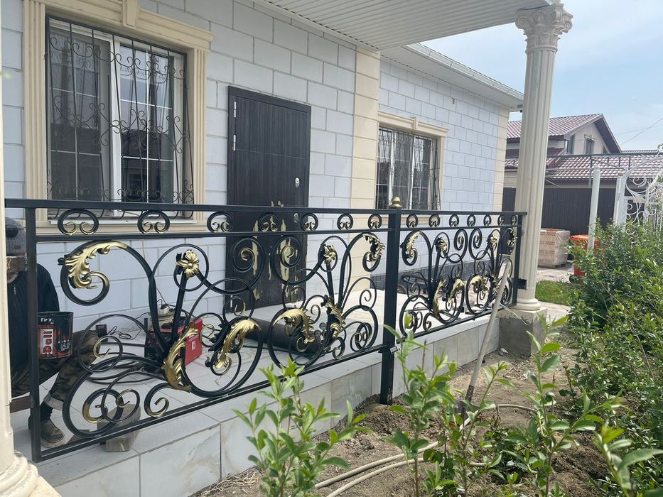 Качели и скамейки