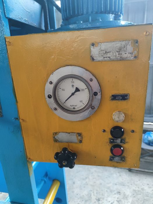 Пресс гидравлический 40 тонник.