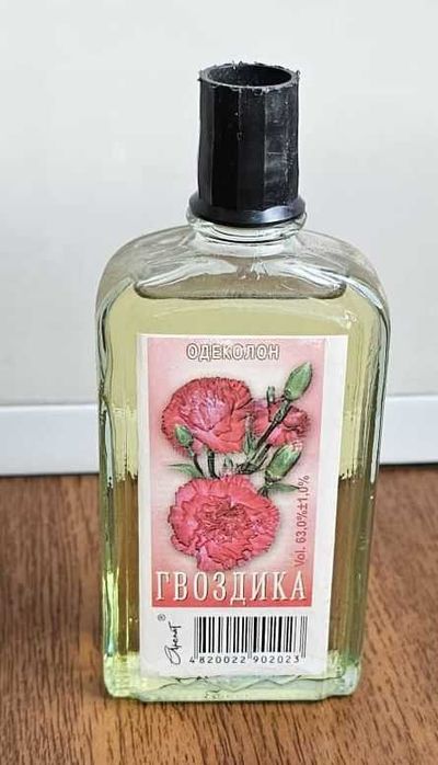 Одеколон Гвоздика 90-2000-е годы