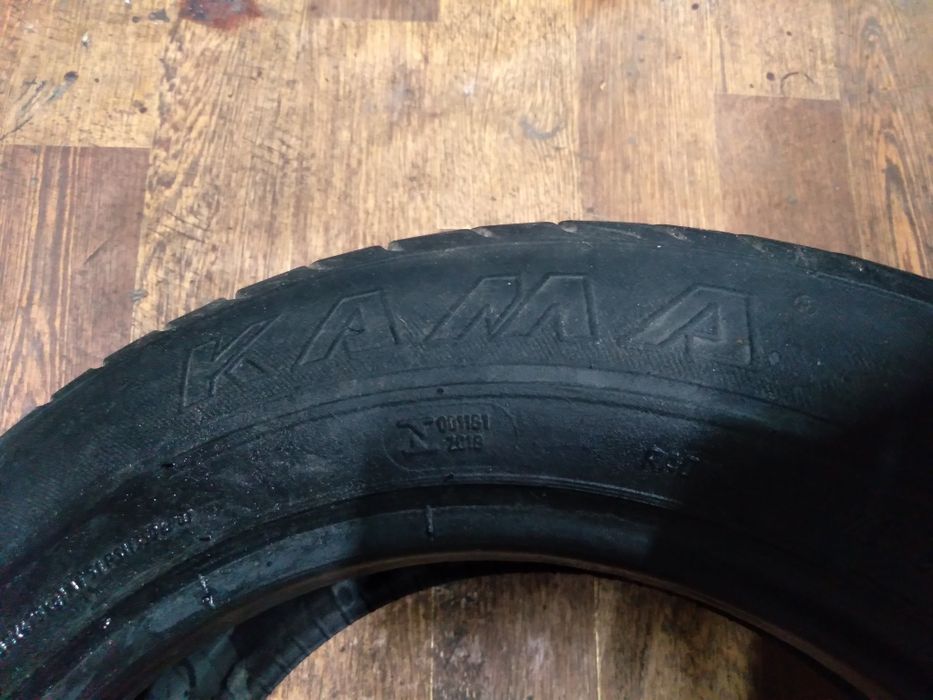 Продам 1 шину на 14