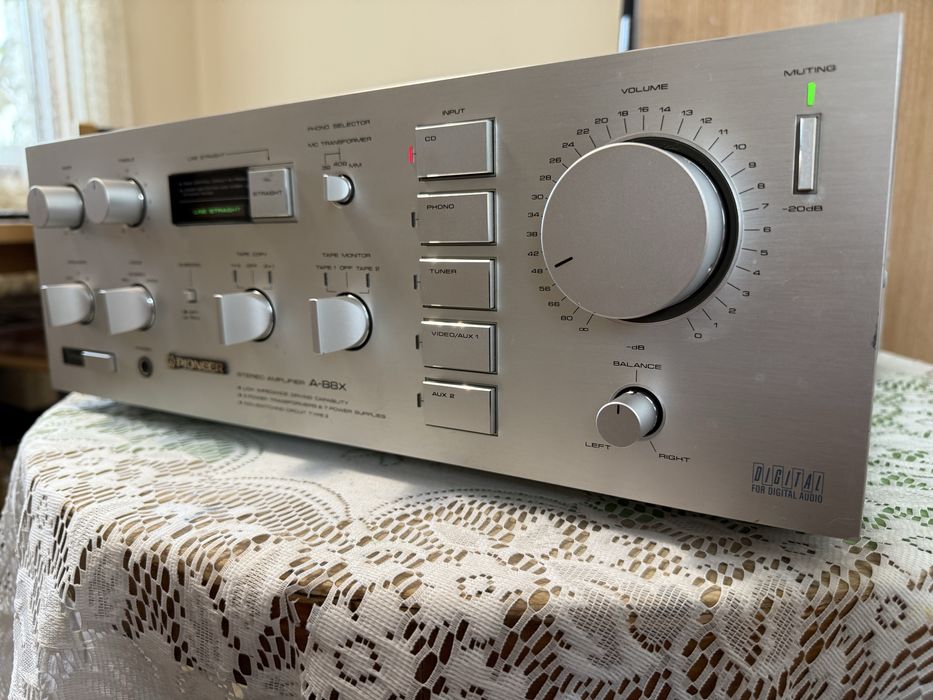 Pioneer A-88X Висок клас стерео усилвател