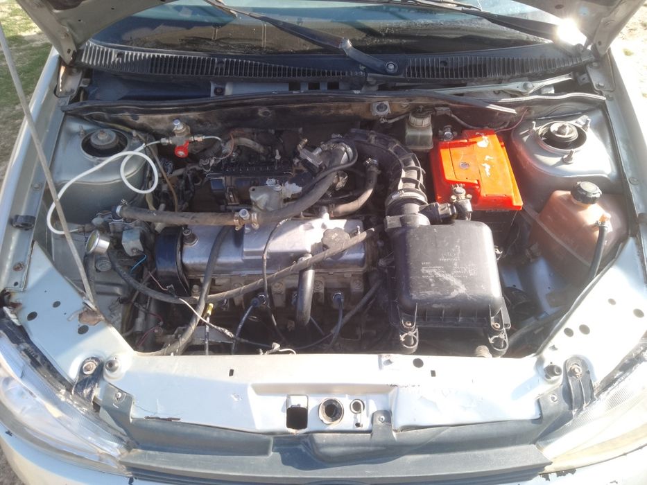 Лада КАЛИНА 1119 сотилади.