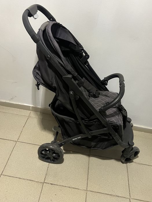 Продаю коляску детскую.