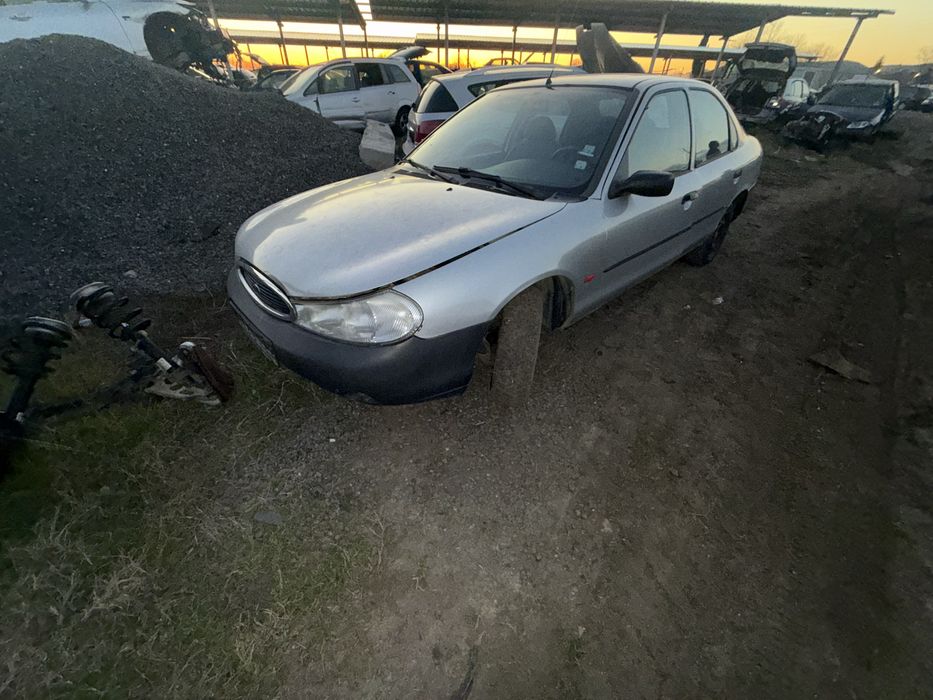 Форд мондео 1.6 90 кс 1996г на части