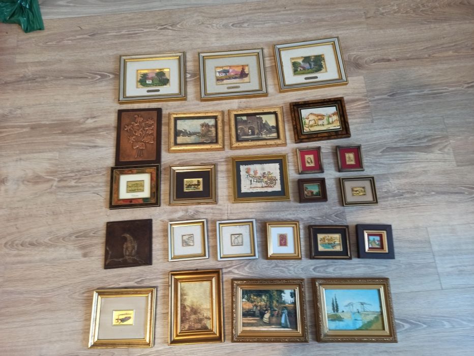 Vind obiecte de colecție citește anunțul