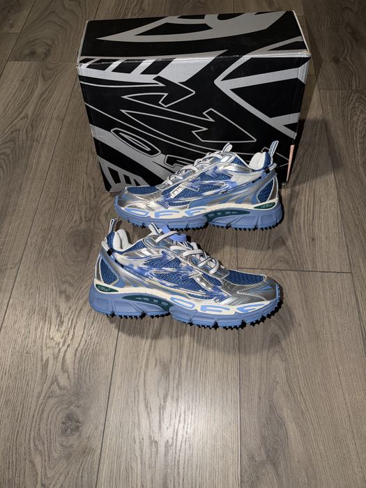 Off White Be Right Back