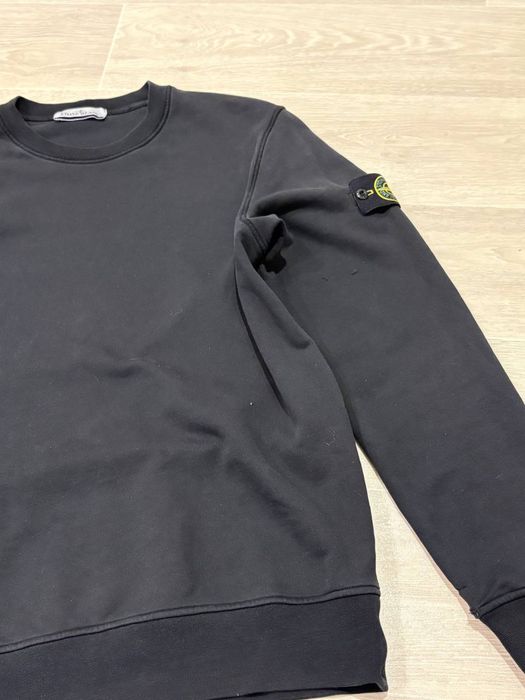 Продам оригинальный Stone Island