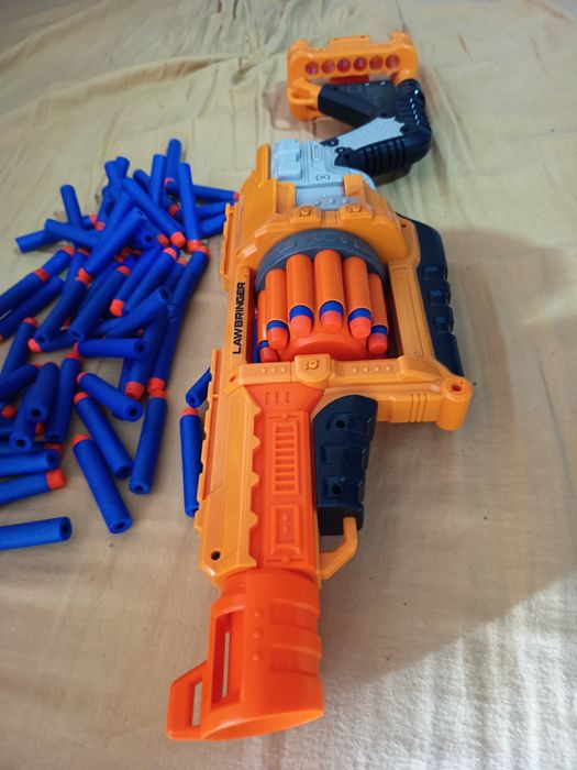 Pistol cu gloante de nerff