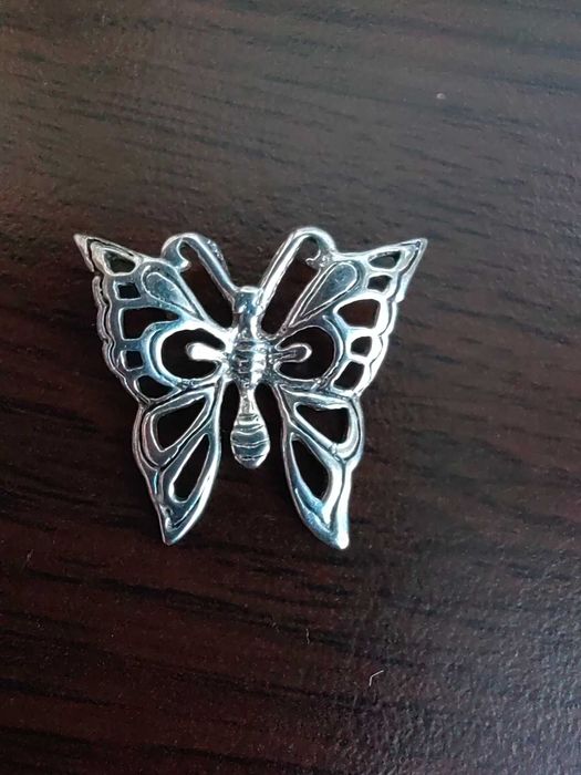 нова сребърна висулка пеперуда