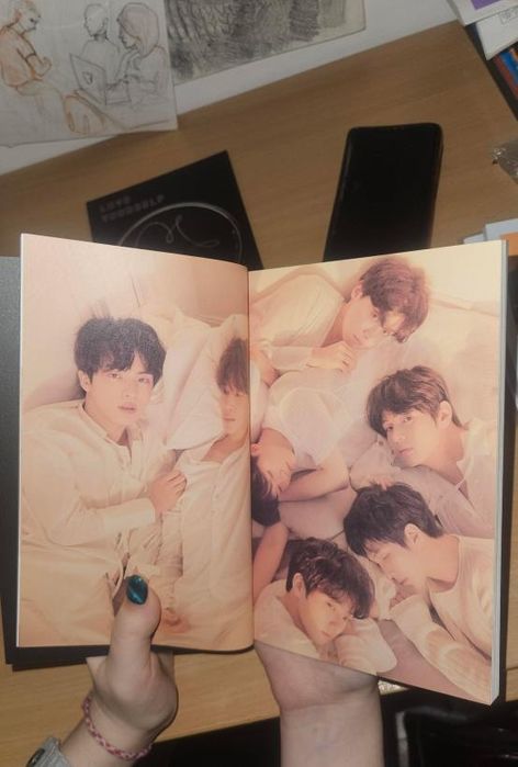 Албум на BTS - Love Yourself: TEAR - U version