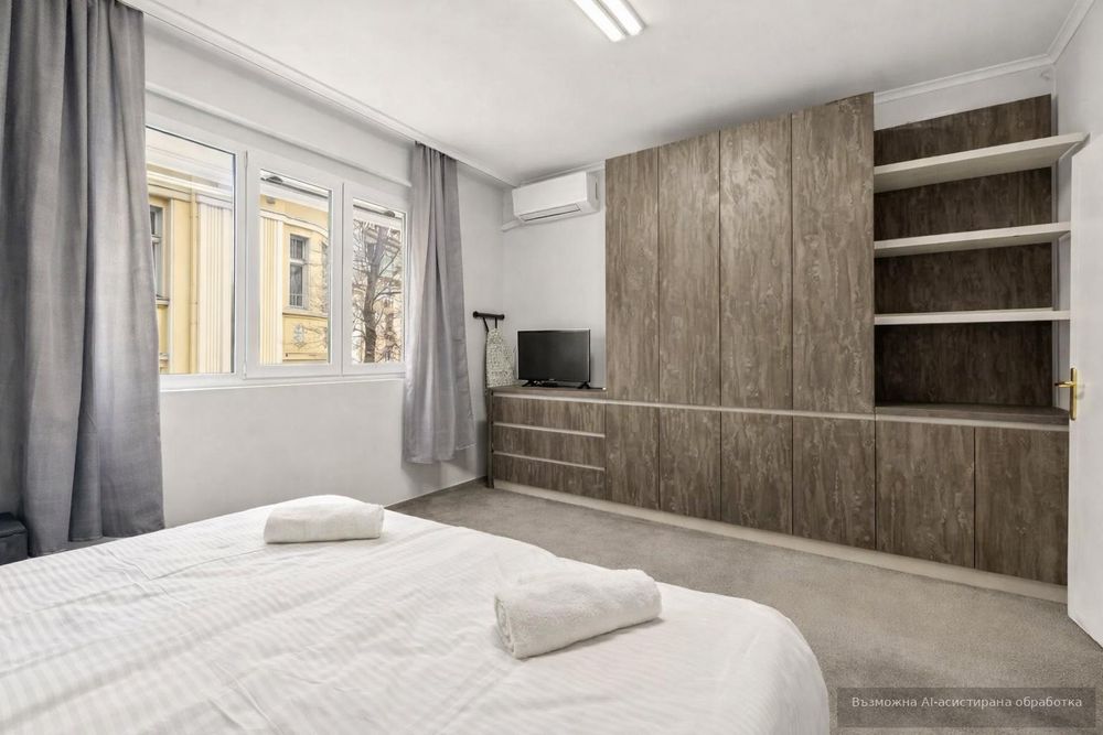 Дава се под наем Четиристаен апартамент в Варна, Център - 110 кв.м за 750 € - Снимка #3