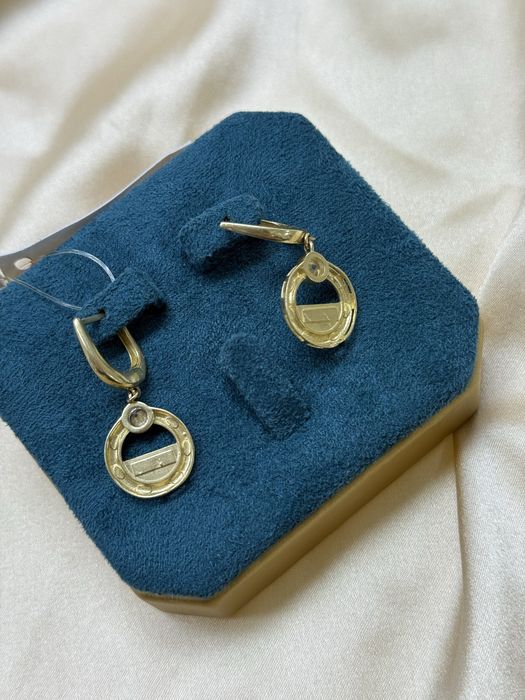 Золотые серьги с фианитами