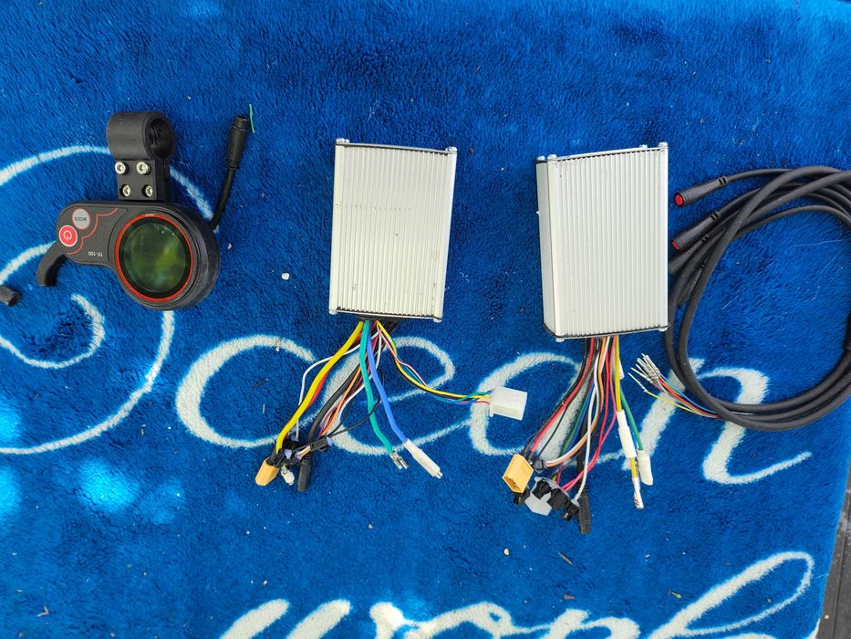 Vând trotinetă electrică Kukirin/Kugoo M4 Pro pentru piese sau reparație
