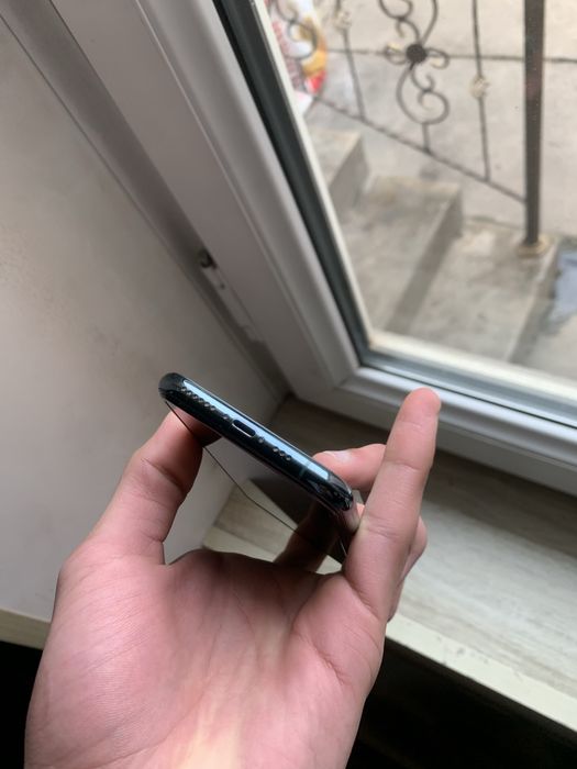 iPhone 11 Pro 64Gb bez dok