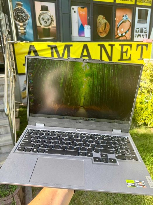 Laptop Gaming LENOVO LOQ 15.6"/AMD Ryzen 5 /12GB DDR5 /512GB SSD / Garantie 12.2028 - NOU