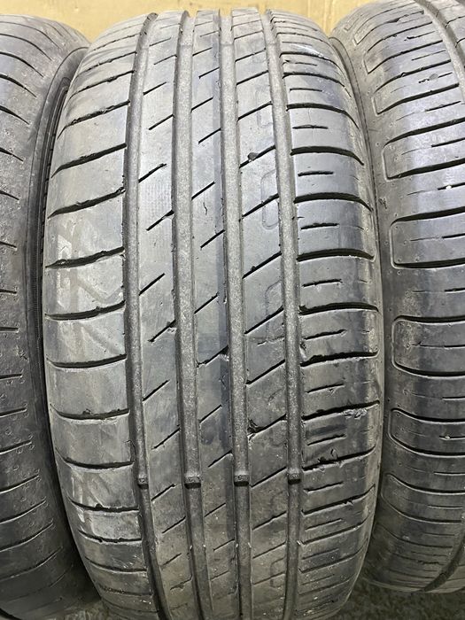Anvelope vara 225/55R17 Goodyear EfficientGrip Performance 97W