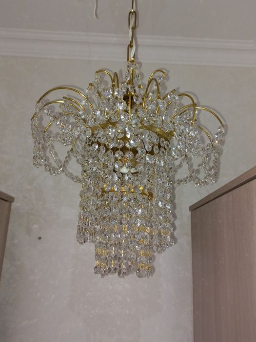 Хрустальная чешская люстра Preciosa