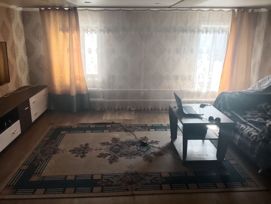 Продам  уютный дом на  Мирном