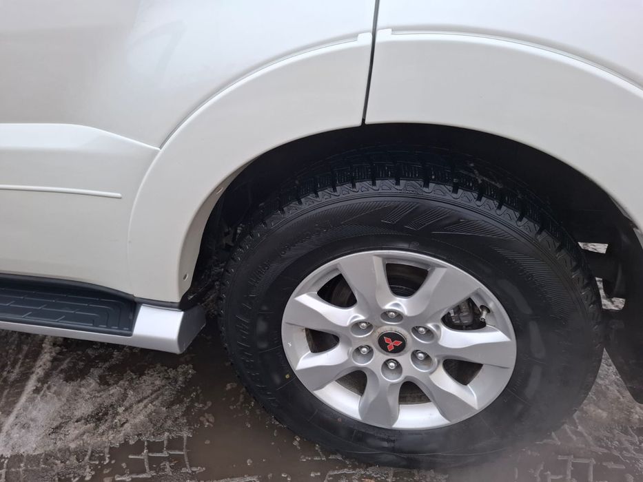 Продам митсубиси паджеро