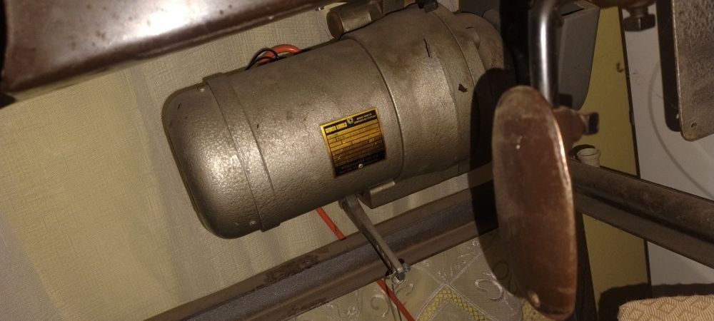 Mașină de cusut industriala