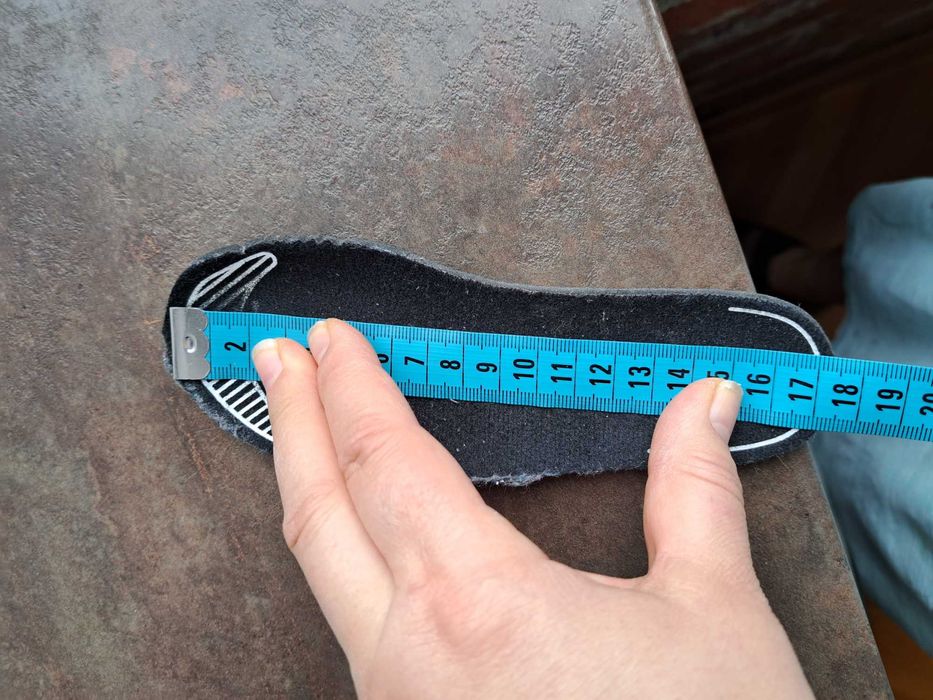 детски ботуши,зимни обувки,боти,апрески,Adidas номер27 за момче,адид