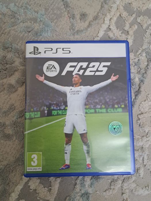 FIFA 2025 и GTA5 игры для PS5 продам вместе