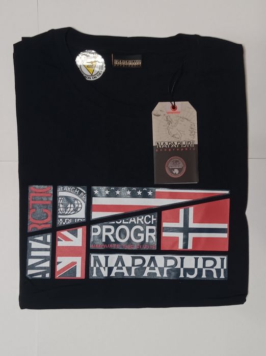 Тениски на Napapijri