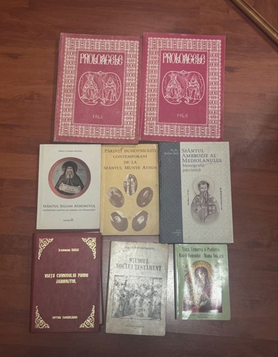 Vand lot carti bisericesti si religioase