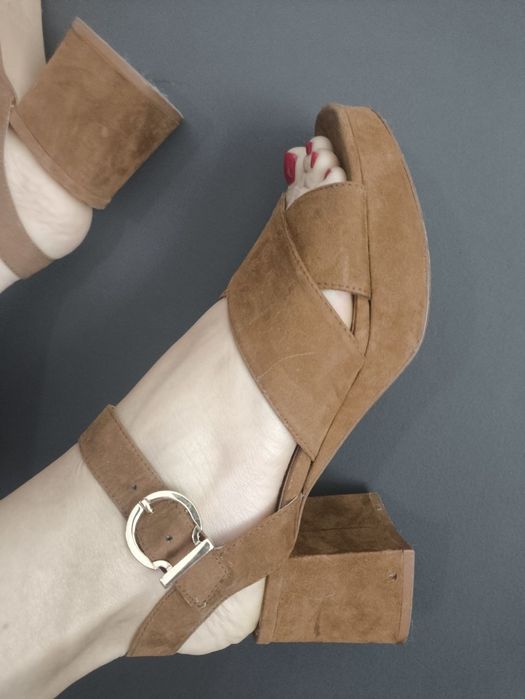 Сандалии bershka и босоножки zara