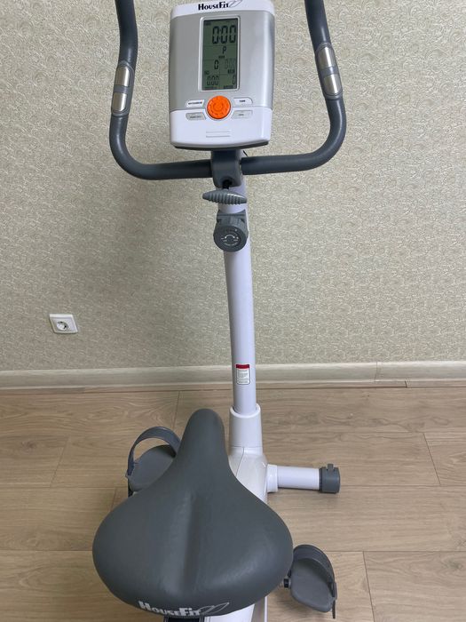 Домашний велотренажер