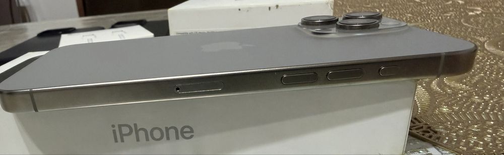iphone 15 pro max 256gb natural titanium