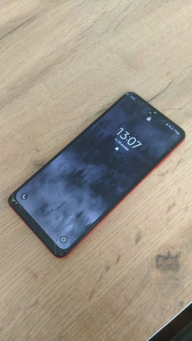 Samsung A12 красный