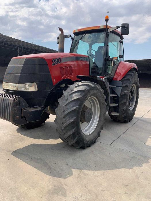 Tractor CASE IH MAGNUM 280
