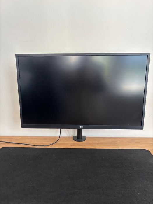 Монитор LG 27UL550 - W