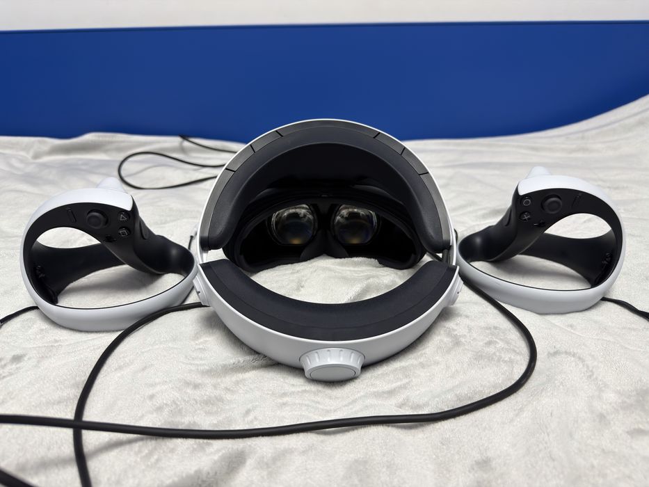 Vand PSVR 2 in garantie Deva • OLX.ro