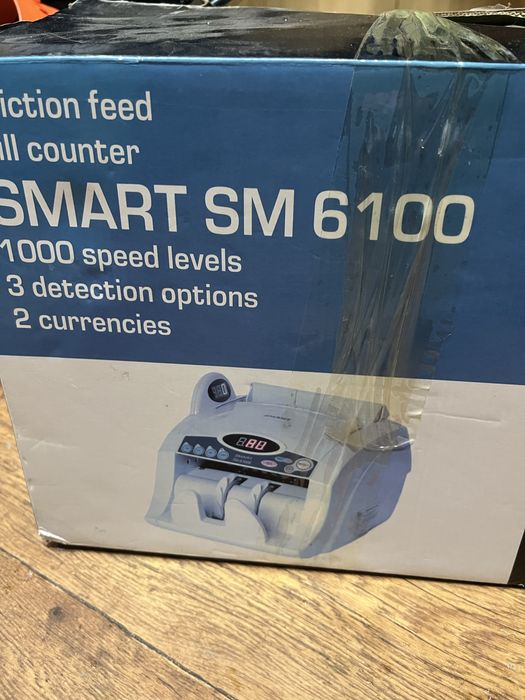 Машинка для счета денег