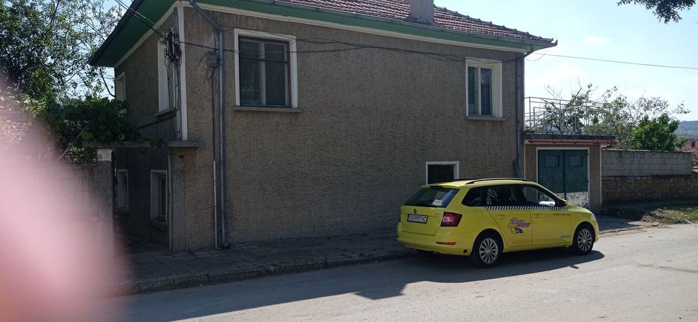 Продавам къща в град Килифарево