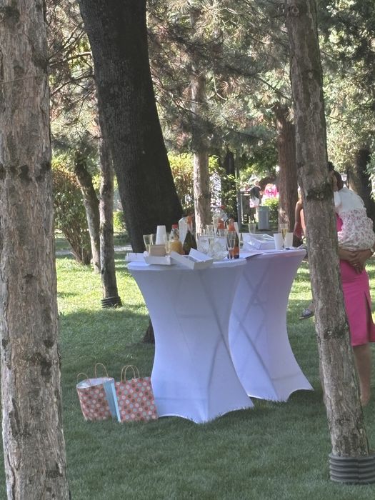 Mese / masa evenimente si mese cocktail/ bar si scaune albe lemn