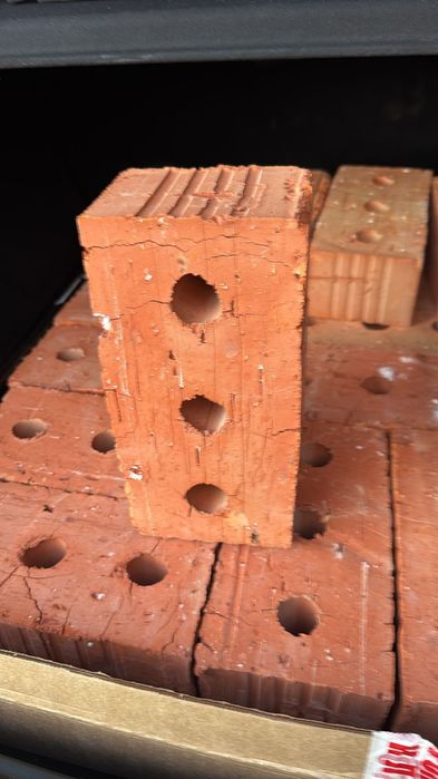 Продам керпич полутырный одинарный