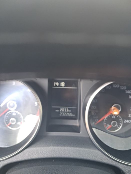 VOLKSWAGEN Golf 2010 — imagine 2