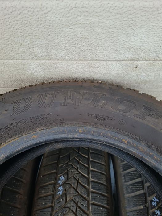Зимни гуми 4 броя DUNLOP WinterSport5 205 55 R16 дот 2724