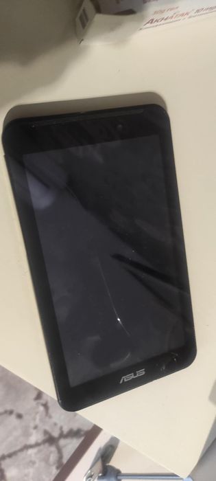 Таблет продавам за части