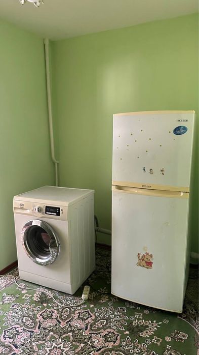 Навоий шахридан 2 хонали квартира сотилади срочно