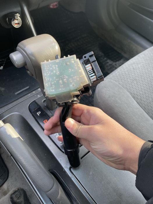 Камри 30 амереканец верталет правый