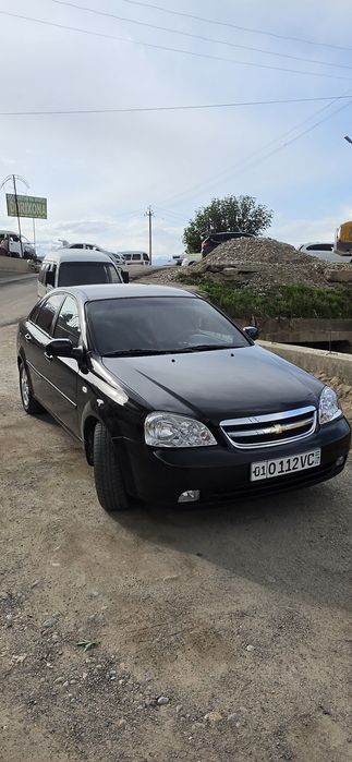 Автомобиль ласетти