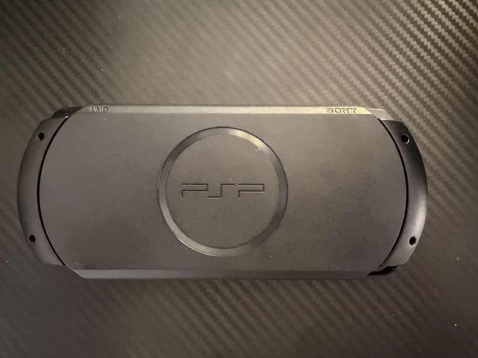 Sony psp street e-1004 Modat, 588de jocuri, 9 in 1