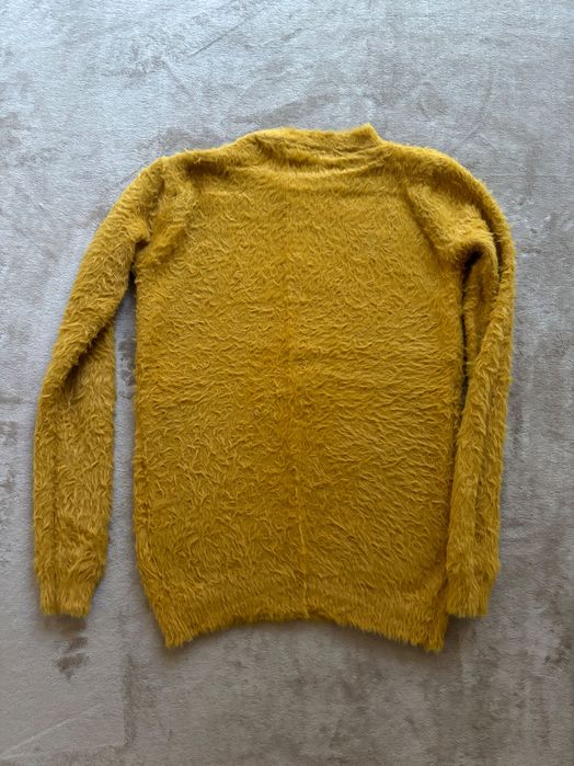 Мек пуловер, цвят горчица